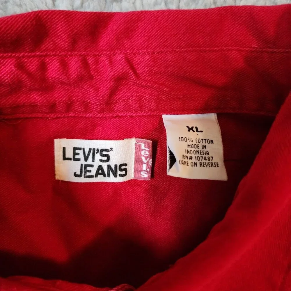 Levi's Jeans Red Denim Long Sleeve Metal Button Up Shirt Size XL Y2K 100% Cotton